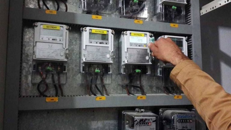 مصر..رفع أسعار الكهرباء بمترو الأنفاق والري والمياه وتثبيتها للكودي