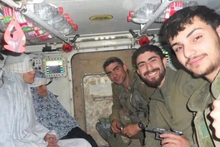 صورة جندي تعري المسكوت عنه: تفاصيل مروعة لآلاف المخفيين قسرا بغزة
