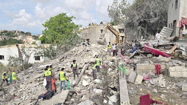الطيران الإسرائيلي يستهدف قرى لبنانية جنوب البلاد في تصعيد عسكري واسع
