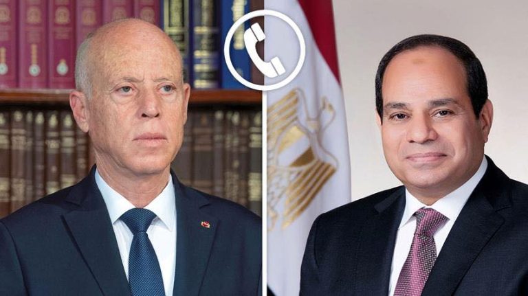 السيسى يتلقى اتصالا هاتفيا من نظيره التونسى للتهنئة بعيد الأضحى المبارك
