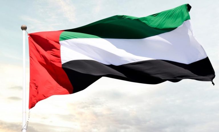 الإمارات تعلن تعرضها لتهديد صاروخي