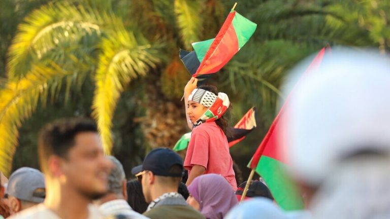 وقفة في تونس تضامنًا مع غزة تحت شعار: قصف وحصار وعيد بلا أضاحي