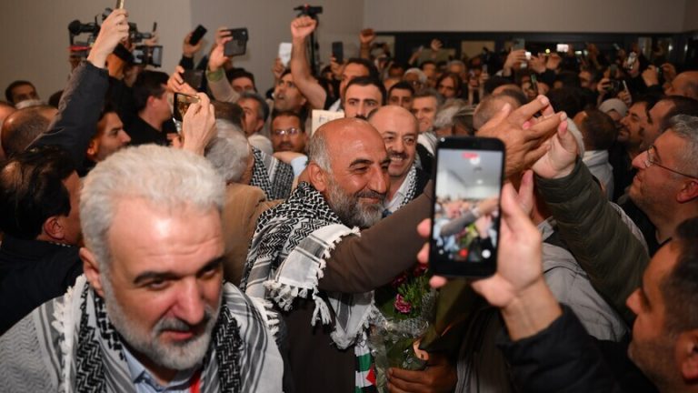 أسطول الصمود العالمي يواجه انتهاكات جسيمة وفظائع يرتكبها جيش الاحتلال الإسرائيلي