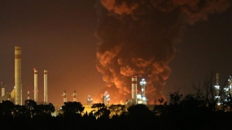 الرقابة النووية بالإمارات: لا تسرب لمواد مشعة بعد استهداف محيط محطة براكة