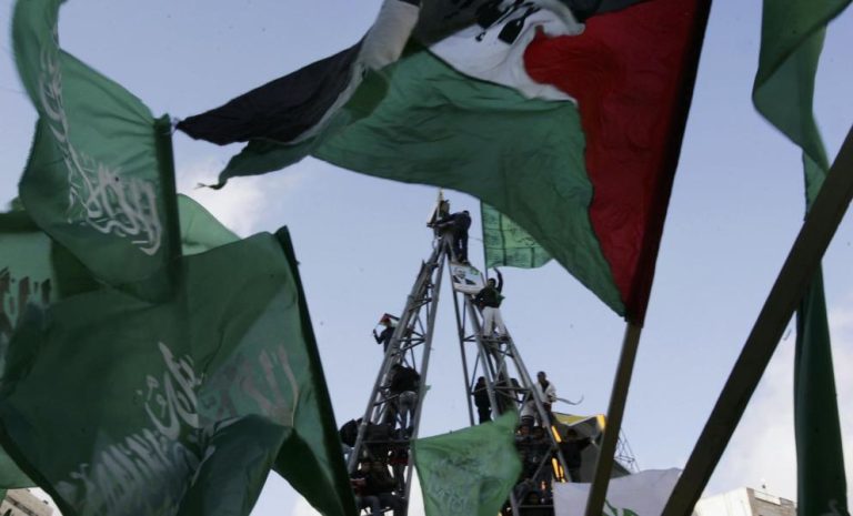 وفد حماس يصل إلى القاهرة لبدء مشاورات مع الفصائل والوسطاء