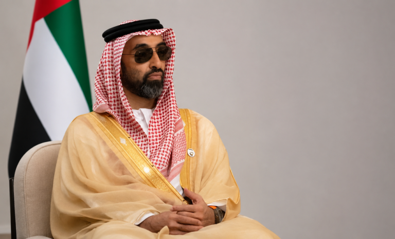 بلومبيرغ: طحنون بن زايد يؤدي دوراً لإعادة التقارب مع إيران