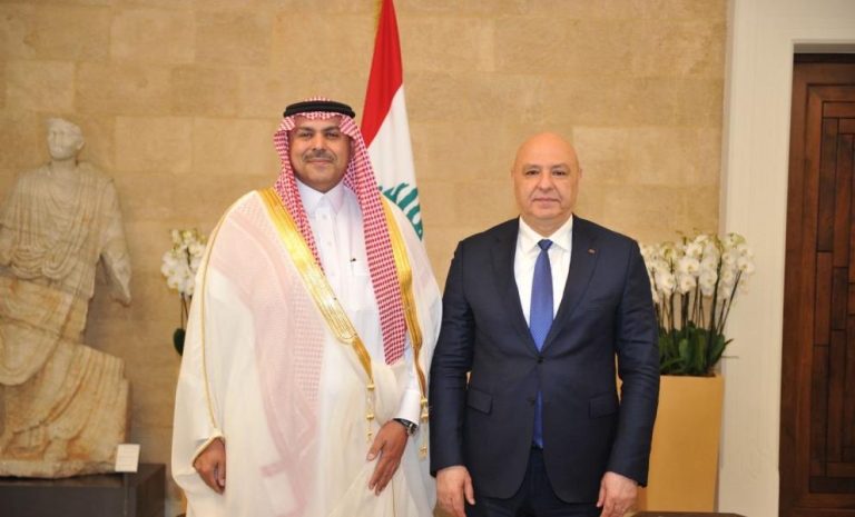 عون يتسلّم أوراق اعتماد السفير السعودي الجديد في بيروت