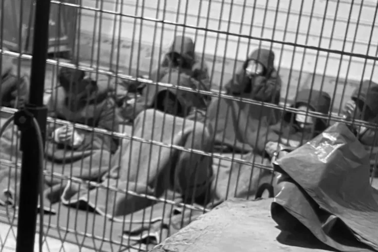 انتهاكات جسيمة يتعرض لها المعتقلون الفلسطينيون داخل مراكز الاحتجاز الإسرائيلية خلال الحرب