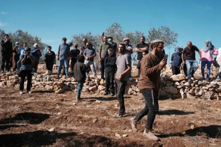 تطورات حاسمة: بريطانيا تفرض عقوبات جديدة ضد كيانات وأفراد بملف المستوطنات