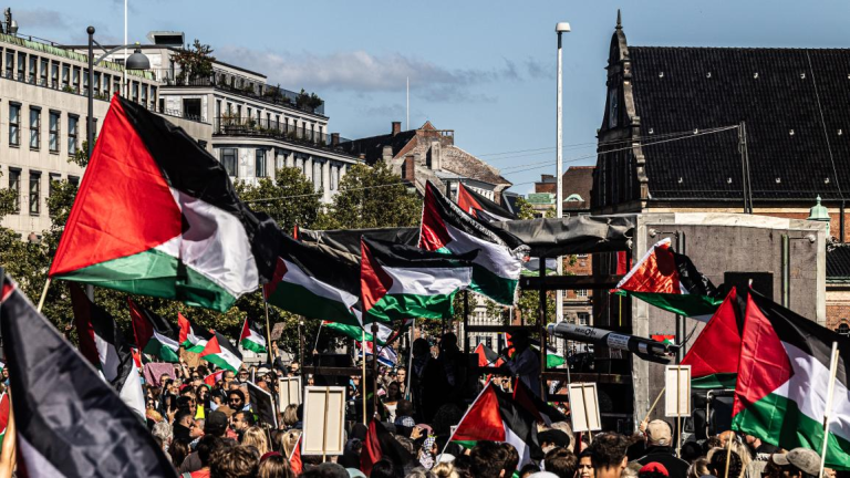 الصحافة الدنماركية وتغطية القضية الفلسطينية تكشف ازدواجية المعايير الغربية وصدمة السردية الموجهة