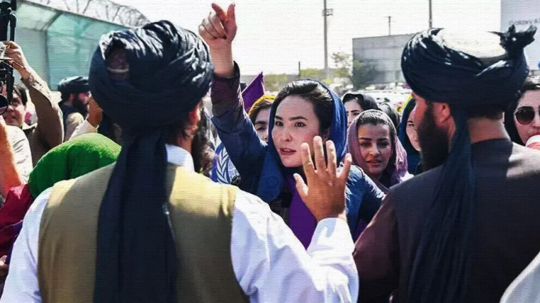 حركات نسوية تحذر من تصاعد انتهاكات حقوق المرأة داخل ولاية هرات بأفغانستان