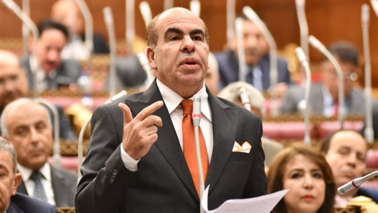 النائب ياسر الهضيبي يفتح ملف نقص أسرة العناية المركزة ويطالب بتحرك حكومي عاجل