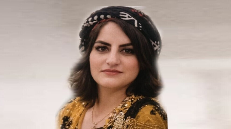 إيران تفرج عن الناشطة سهيلة مطاعي بقيود إلكترونية بعد محاكمة قاسية