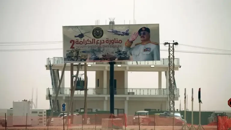 قافلة متجهة إلى غزة تنتهي بالاعتقالات في شرق ليبيا.. كيف تعثرت رحلة “الصمود”؟
