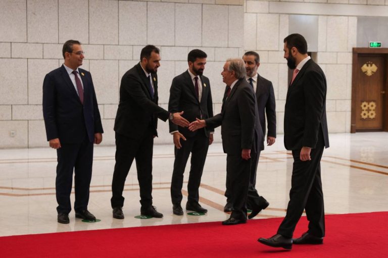 غوتيريش يلتقي أحمد الشرع ويدعو المجتمع الدولي لدعم سوريا