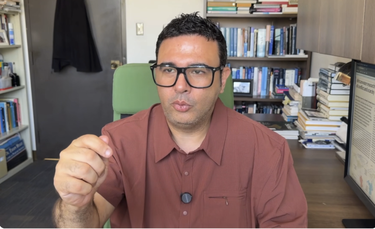 عصام حجي ينتقد التناول الإعلامي لملف سد النهضة: هل نواجه فيضانات أم جفافًا؟