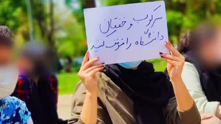 انتفاضة الجامعات الإيرانية تشتعل وأمن طهران يحول منشآت التعليم إلى ثكنات عسكرية