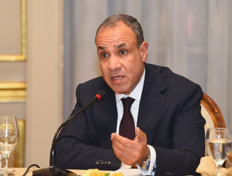 مصر تدين الهجمات بالمسيرات على السعودية وتؤكد تضامنها الكامل مع المملكة
