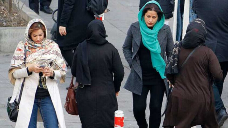 تصاعد انتهاكات حقوق المرأة في إيران يثير مخاوف دولية واسعة النطاق