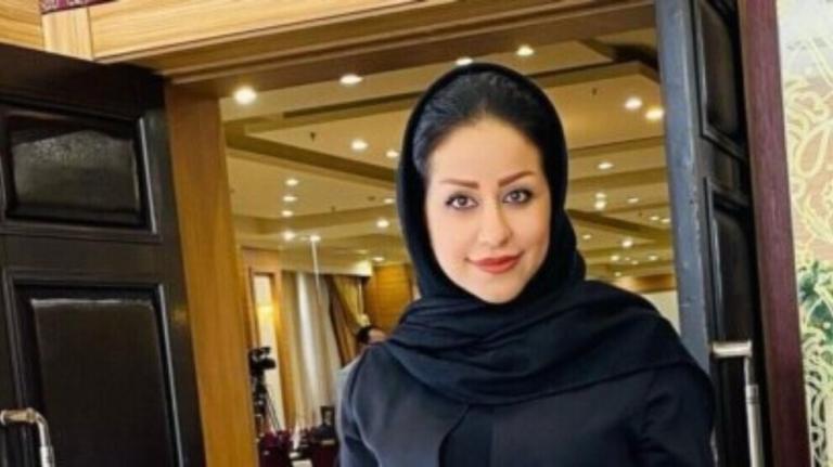 القضاء الإيراني يسجن المصورة نكين كياني بسبب وسوم تدعم حقوق الإنسان