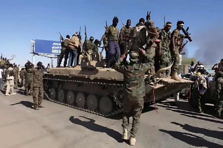 224 عربة مدمرة واتهامات دولية بالتطهير العرقي تفجر مشهد الحرب الصادم في السودان