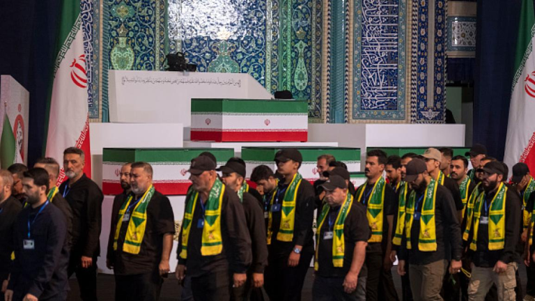 ترقب سياسي في العراق لاستقبال جثمان خامنئي وسط حذر شديد من واشنطن