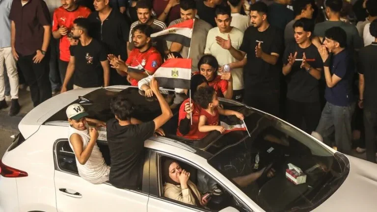 جماهير مصر بعد التأهل التاريخي: قادرون على تجاوز الأرجنتين وميسي