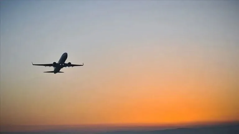 الخطوط الكويتية تعيد جدولة أغلب رحلاتها بعد توقف مؤقت بمطار الكويت