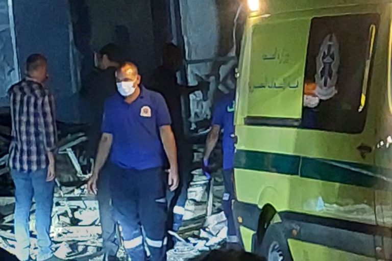 مصر..نقل جثامين 3 ضحايا بينهم سودانية في حريق المول التجاري بحدائق الأهرام