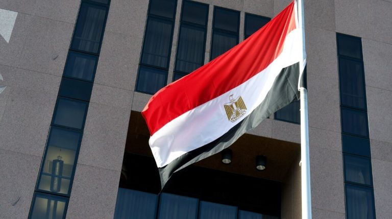 سفارة مصر في سلطنة عمان توجه تحذيرا عاجلا للمصريين..ما السبب؟