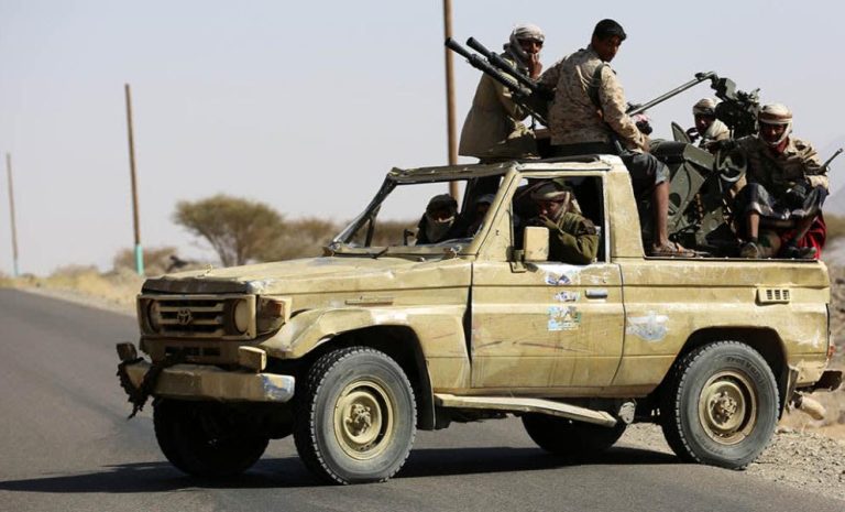 قتلى وجرحى في هجوم حوثي جديد على ميناء المخا غربي اليمن