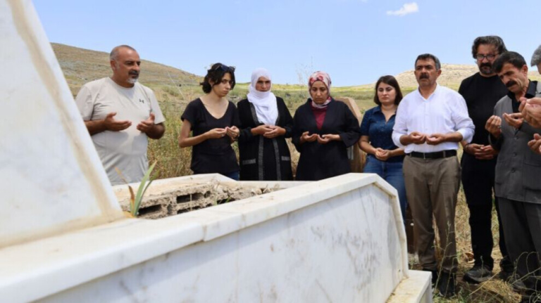 وان شمال كردستان: إحياء الذكرى الثانية عشرة لاستشهاد الصحفية دنيز فرات بمشاركة صحفية ومدنية