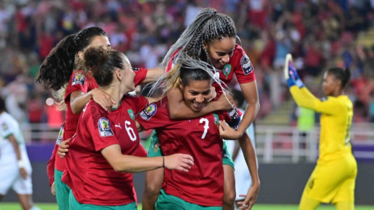 سيدات المغرب يتصدرن مجموعتهن بكأس أفريقيا بعد الفوز على الجزائر بهدف نظيف