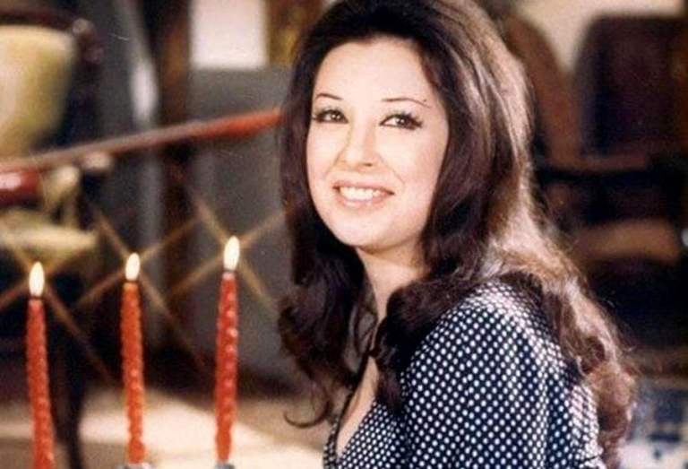 في ذكرى ميلادها: رحلة نجاة الصغيرة بين قمة النجاح وتعقيدات الحياة