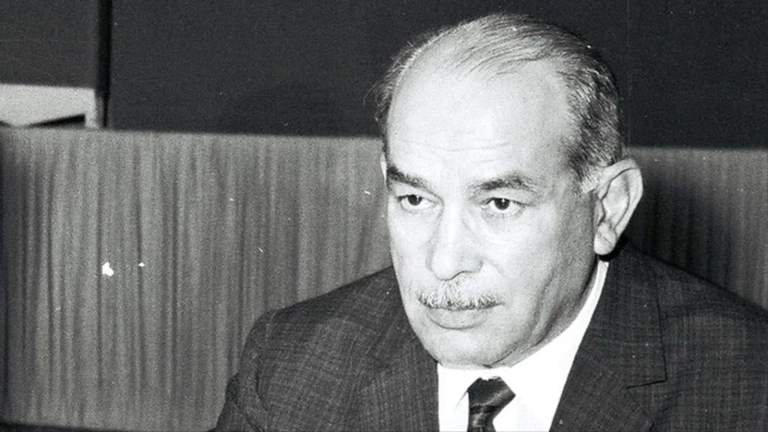 في ذكرى رحيله: علي صبري مهندس الاقتصاد وثائر أطاحت به ثورة التصحيح