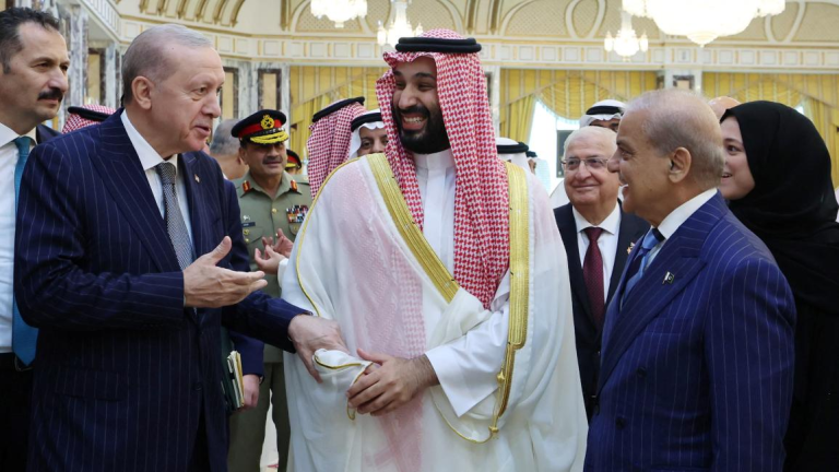 اتفاقية مكة الدفاعية تقلب موازين القوى وتضع بكين أمام اختبار استراتيجي جديد