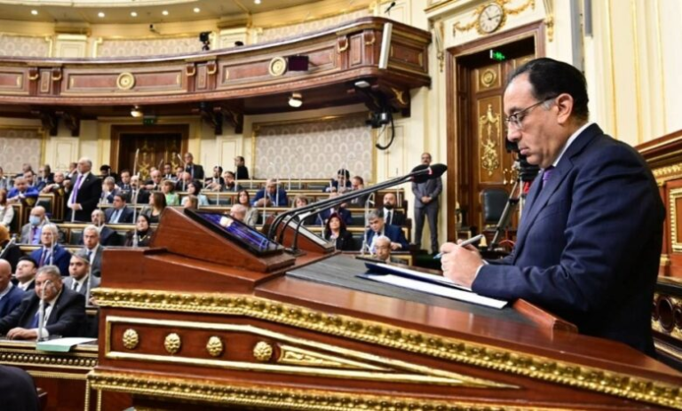 طارق النبراوي يطالب الحكومة بالرحيل الفوري بسبب السياسات الاقتصادية المتخبطة