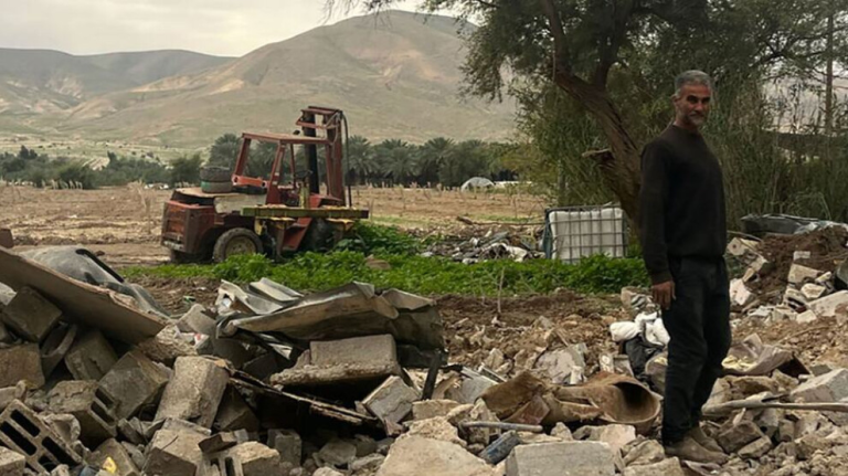 انفجار الأوضاع بالضفة وغزة: اقتحامات واعتقالات واسعة وتحذيرات أممية خطيرة
