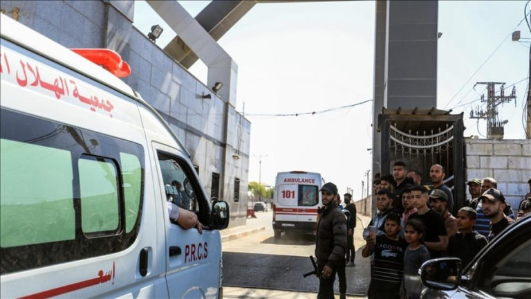المركز الفلسطيني للدراسات السياسية: إغلاق معبر رفح خرق قانوني يهدد حياة المرضى