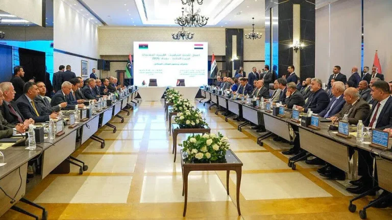 ليبيا والعراق يوقعان اتفاقيات ومذكرات تفاهم بعد توقف اللجنة المشتركة ربع قرن