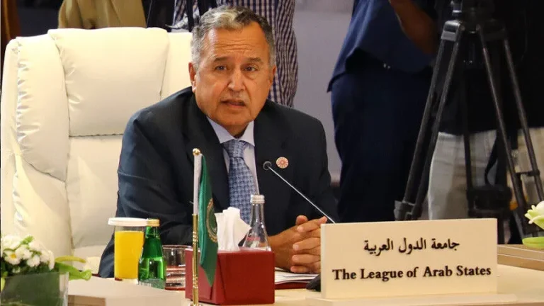 الجامعة العربية تدين استهداف مطار أبو الظهور وتتهم إسرائيل بتوسيع الصراع لخدمة نتنياهو