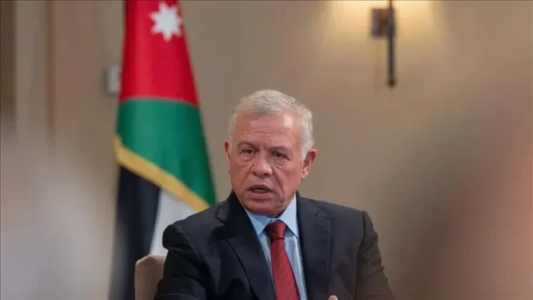 ملك الأردن يحذر من اتساع دائرة العنف بالمنطقة دون حل القضية الفلسطينية