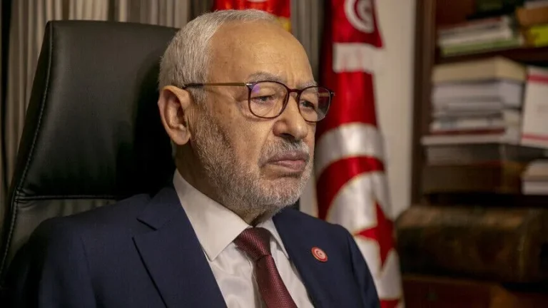 النهضة التونسية: الغنوشي خضع لعزلة تامة بالمستشفى لمدة 3 أسابيع