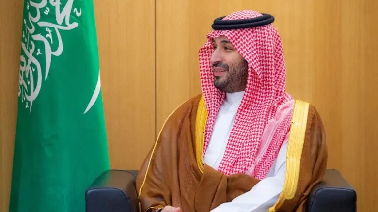 ولي العهد السعودي يزور فرنسا الأحد لبحث قضايا إقليمية واقتصادية مع ماكرون