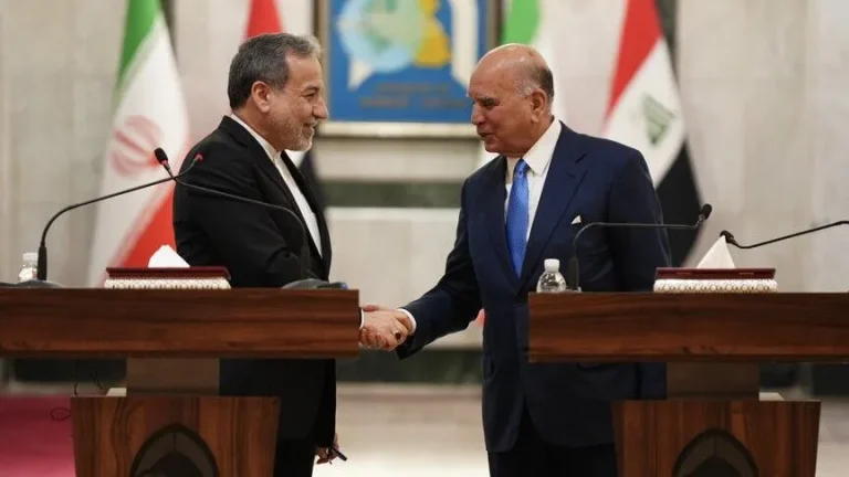 العراق وإيران يبحثان إعادة فتح مضيق هرمز ودعم جهود خفض التصعيد