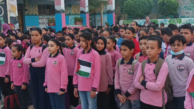 تداعيات قرار وزير التعليم: أين تقف القضية الفلسطينية بين جدران المدارس؟
