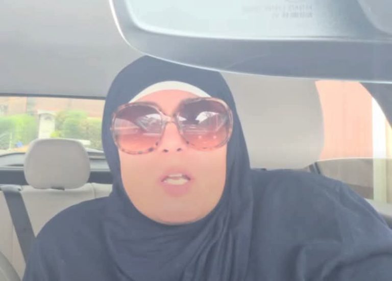 ضغوط بريطانية عاجلة علي الحكومة المصرية لاعتقالها مزدوجة الجنسية بسبب نشاط شقيقتها المعارضة