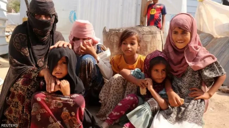 الأمم المتحدة تحذر من نزوح 100 ألف شخص إضافي في اليمن مع تصاعد القتال
