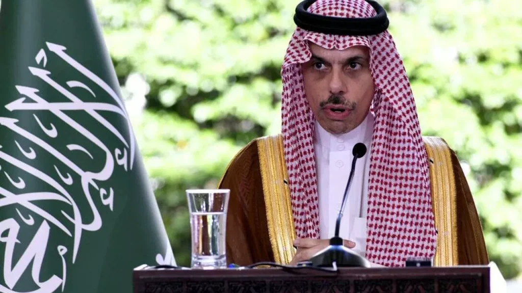 السعودية: أمن الخليج لا يستقر دون احترام سيادة دوله واستقلالها
