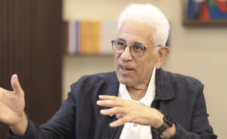 حسام بدراوي: طُردت من القصر الجمهوري حين توسطت للإنقاذ.. ومبارك طلب مني الغياب عن جلسة الطوارئ